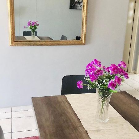 @Menlyn Place, Menlyn Maine, Pretoria - Accommodation Экстерьер фото