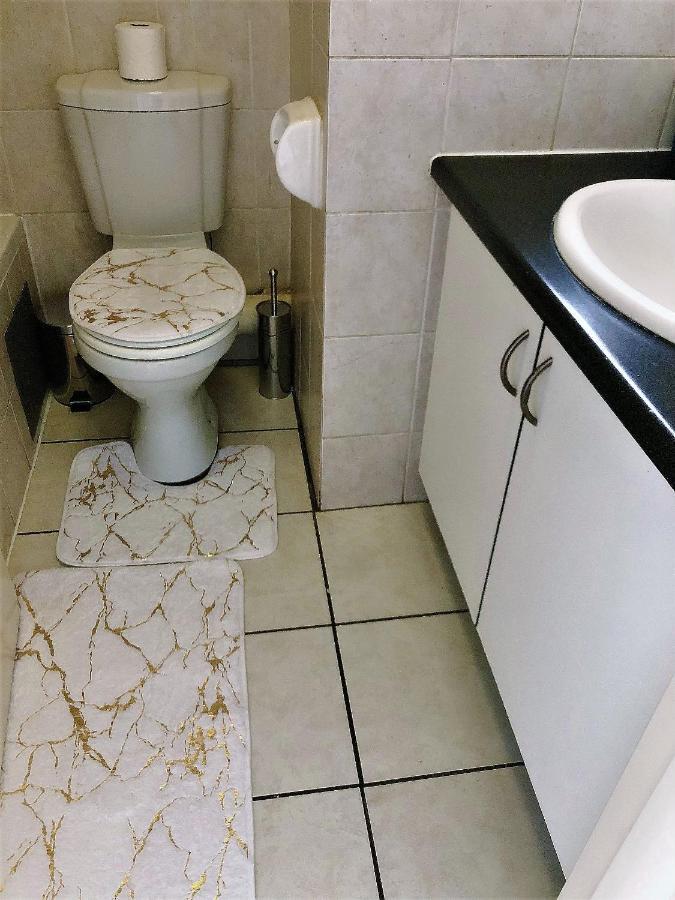 @Menlyn Place, Menlyn Maine, Pretoria - Accommodation Экстерьер фото