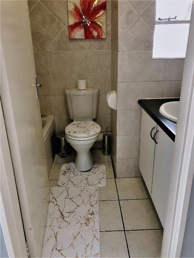 @Menlyn Place, Menlyn Maine, Pretoria - Accommodation Экстерьер фото